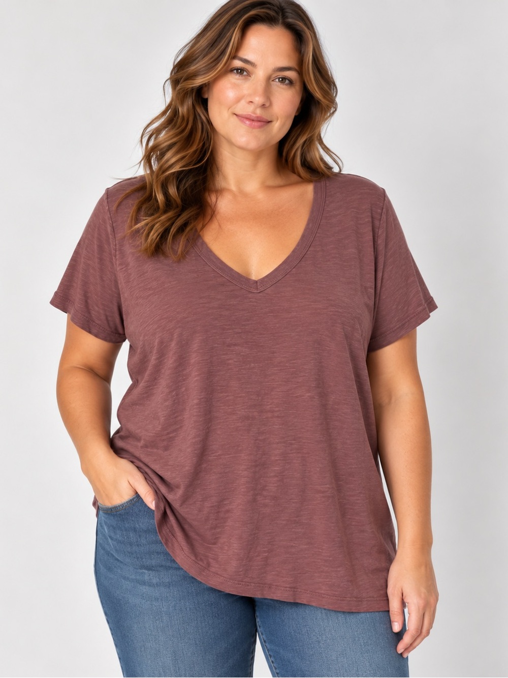 Universal Thread Relaxed V‑Neck Tee in Mauve
